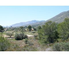 En venta terreno rústico en la Solana de Benisa con posibilidad de construir vivienda.