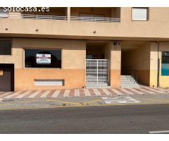 En venta local comercial de 205.40 m², en el centro de Teulada.