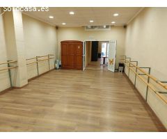 Local Comercial de 95 m² en Teulada: Versátil, Bien Mantenido y Listo para Operar