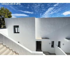 Chalet Pareado en Moraira - La Sabatera: Elegancia, Comodidad y Vistas Panorámicas a 4 km del Mar