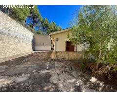 En venta finca con 26000 m2 de terreno, en Turballos.