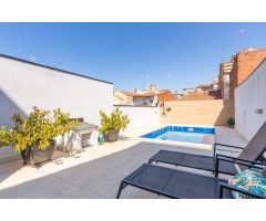 DE SOMNI AMB PISCINA I GRAN GARATGE