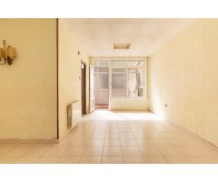 CASA AMB ENCANT PER REINVENTAR A PERE PARRES