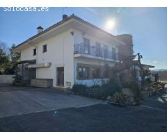 GRAN RESTAURANTE CON EDIFICIOS ANEXOS EN VENTA EN MASSANES