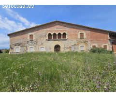 GRAN OPORTUNIDAD , IMPRESIONANTE MASIA EN VENTA EN SILS , GIRONA  A 10KM DE CAMPO DE GOLF PGA