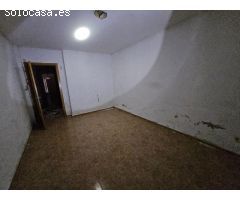 OPORTUNIDAD PISO PARA REFORMAR EN VENTA EN EL CENTRO DE CALELLA , BARCELONA