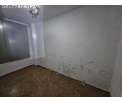 OPORTUNIDAD PISO PARA REFORMAR EN VENTA EN EL CENTRO DE CALELLA , BARCELONA