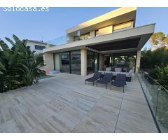 VILLA DE LUJO MODERNA CON VISTAS AL MAR EN VENTA EN SANT ANTONI DE CALONGE, COSTA BRAVA