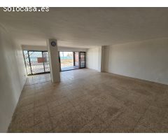 ¡OPORTUNIDAD ÚNICA! LOCAL COMERCIAL EN ALQUILER EN PRIMERA LÍNEA DE MAR EN EL MASNOU, BARCELONA
