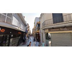 OPORTUNIDAD LOCAL COMERCIAL EN ALQUILER EN EL CENTRO DE CALELLA, BARCELONA REFORMADO