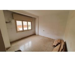 ÁTICO A REFORMAR EN VENTA EN CALLE JOVARA DE CALELLA