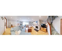 CHALET ADOSADO EN VENTA EN CALELLA, BARCELONA