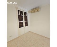 CASA EN VENTA EN EL CENTRO DE CALELLA, BARCELONA