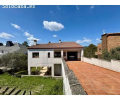 EXCELENTE OPORTUNIDAD- CASA CON GRAN JARDÍN EN VENTA EN CASTELLBELL I EL VILAR
