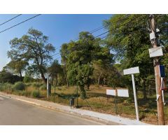 TERRENO URBANO EDIFICABLE  DE 876m2 EN VENTA EN MONTBARBAT, MAÇANET DE LA SELVA