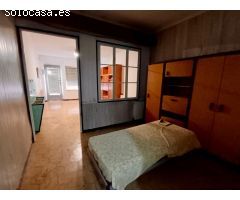 CASA DE 2 PLANTAS CON TERRAZA Y GARAJE EN VENTA EN EL CENTRO DE GRANOLLERS