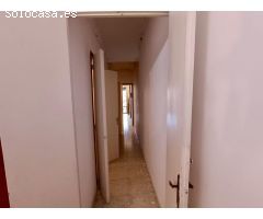 CASA DE 2 PLANTAS CON TERRAZA Y GARAJE EN VENTA EN EL CENTRO DE GRANOLLERS