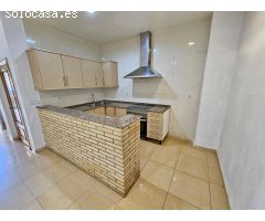 CASA DE 115 m2 EN VENTA CON TERRAZA EN LA CREU DE BARBERÀ, SABADELL