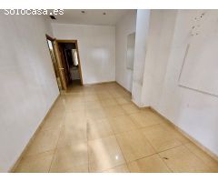 CASA DE 115 m2 EN VENTA CON TERRAZA EN LA CREU DE BARBERÀ, SABADELL