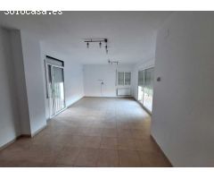 CASA DE 2 PLANTAS CON GARAJE Y PISCINA EN VENTA EN LLORET DE MAR, GIRONA