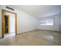PISO EN PLANTA BAJA EN VENTA EN BLANES, GIRONA
