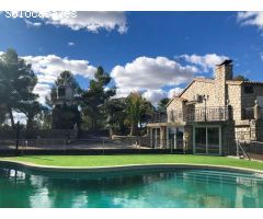 PRECIOSA FINCA EN VILLAREJO DE SALVANÉS.