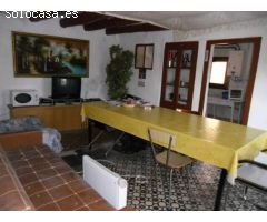 CASA EN VENTA CON MUCHAS POSIBILIDADES