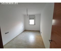 PISO SEMINUEVO EN VENTA CON TERRAZA , 2 PARQUINGS Y TRASTERO