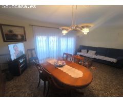 PISO EN VENTA CON VIVIENDA INDEPENDIENTE TIPO LOFT Y PARQUING OPCIONAL.