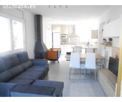 CASA A 4 VIENTOS CON GARAJE Y PARCELA