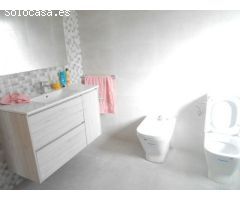 CASA A 4 VIENTOS CON GARAJE Y PARCELA