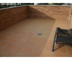 CASA ADOSADA EN VENTA CON GARAJE