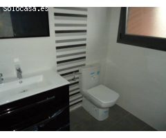 CASA ADOSADA EN VENTA CON GARAJE