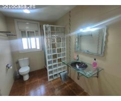 PISO EN VENTA CON TRASTERO