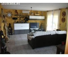 CASA CON PISCINA EN VENTA A 10 MINUTOS DE MANRESA