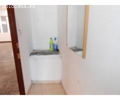 LOCAL EN ALQUILER