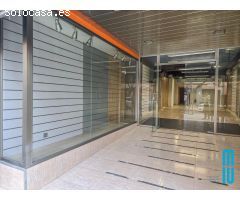 Local comercial en Venta en Badalona, Barcelona