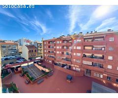 BONITO PISO CON PARKING INCLUIDO Y CERCA DEL MAR EN PINEDA!!