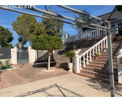 Gran casa con parcela  y piscina
