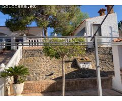 Gran casa con parcela  y piscina