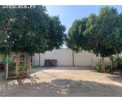 Casa reformada con gran patio en Camino Hondo