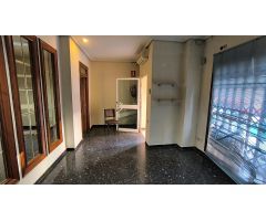 Local comercial en Alquiler en Valencia de las Torres, Valencia