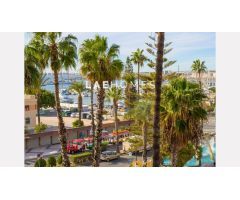 Piso en venta con vistas al mar - Torrevieja ciudad