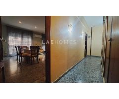 Piso en venta próximo al centro de Alicante, zona comercial