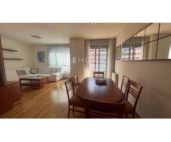 Piso en venta en Oscar Esplá con vistas al puerto de Alicante