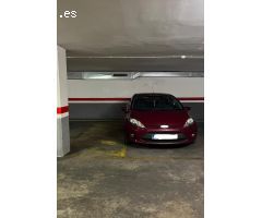 ¡PLAZA DE PARKING GRANDE EN EL CENTRO DE CAMBRILS!