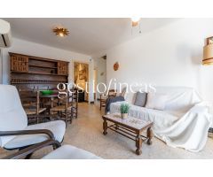 ¡Apartamento a la venta a 5 minutos de la playa, con mucho potencial!