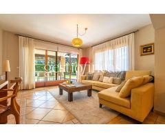 EXCLUSIVO BAJO EN VENTA EN URBANIZACIÓN BONMONT – LUJO Y CONFORT