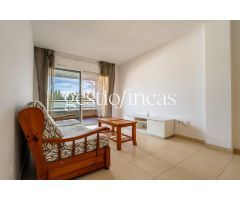 ¡FANTÁSTICO PISO DE 2 HABITACIONES, 2 BAÑOS Y PARKING EN EL CENTRO DE CAMBRILS!