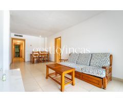 ¡FANTÁSTICO PISO DE 2 HABITACIONES, 2 BAÑOS Y PARKING EN EL CENTRO DE CAMBRILS!